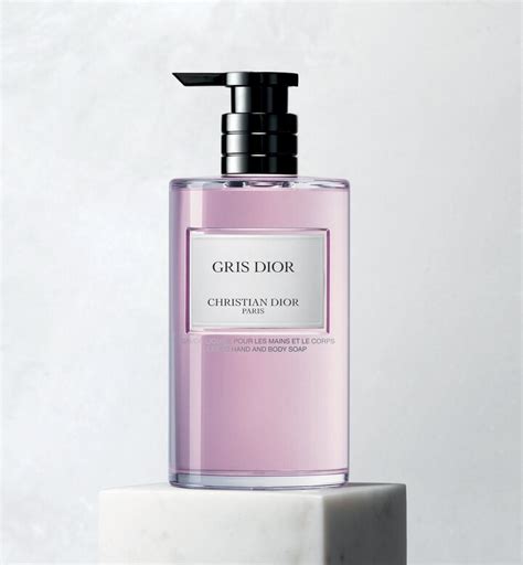 la collection privée liquid hand soap.